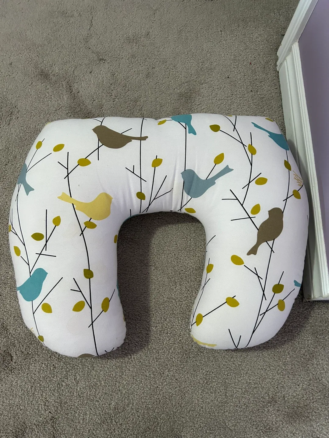 Brand New Nursing Pillow image indicator(2)