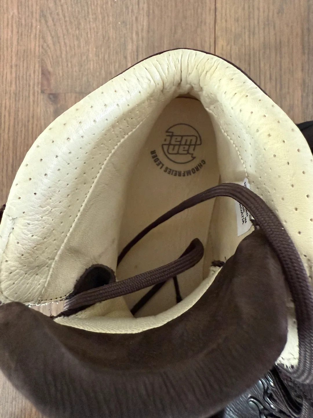 Men’s Hanwag yak leather Hiking Boots - size 11 image indicator(5)