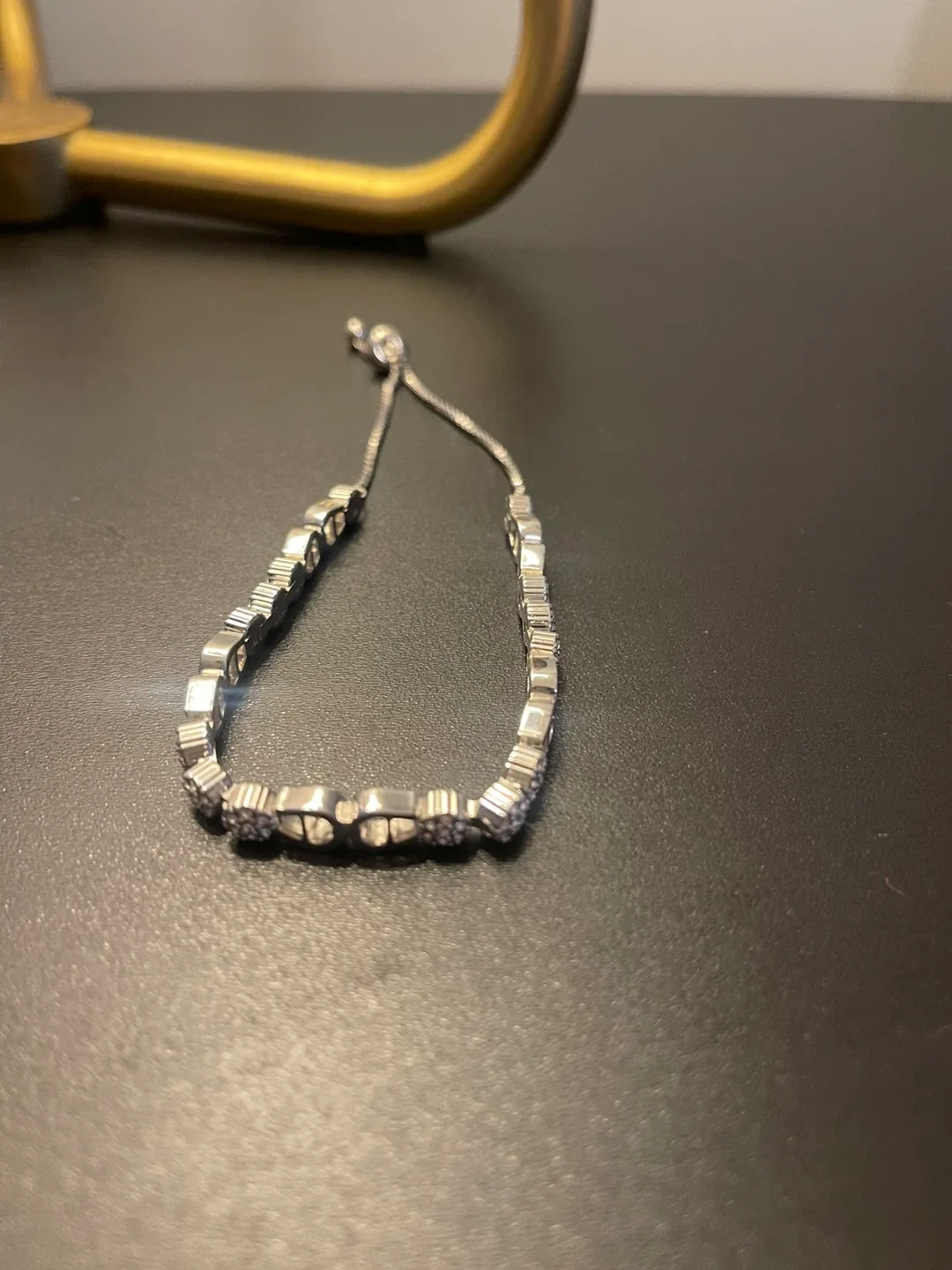 Aigner Bracelet image indicator(2)