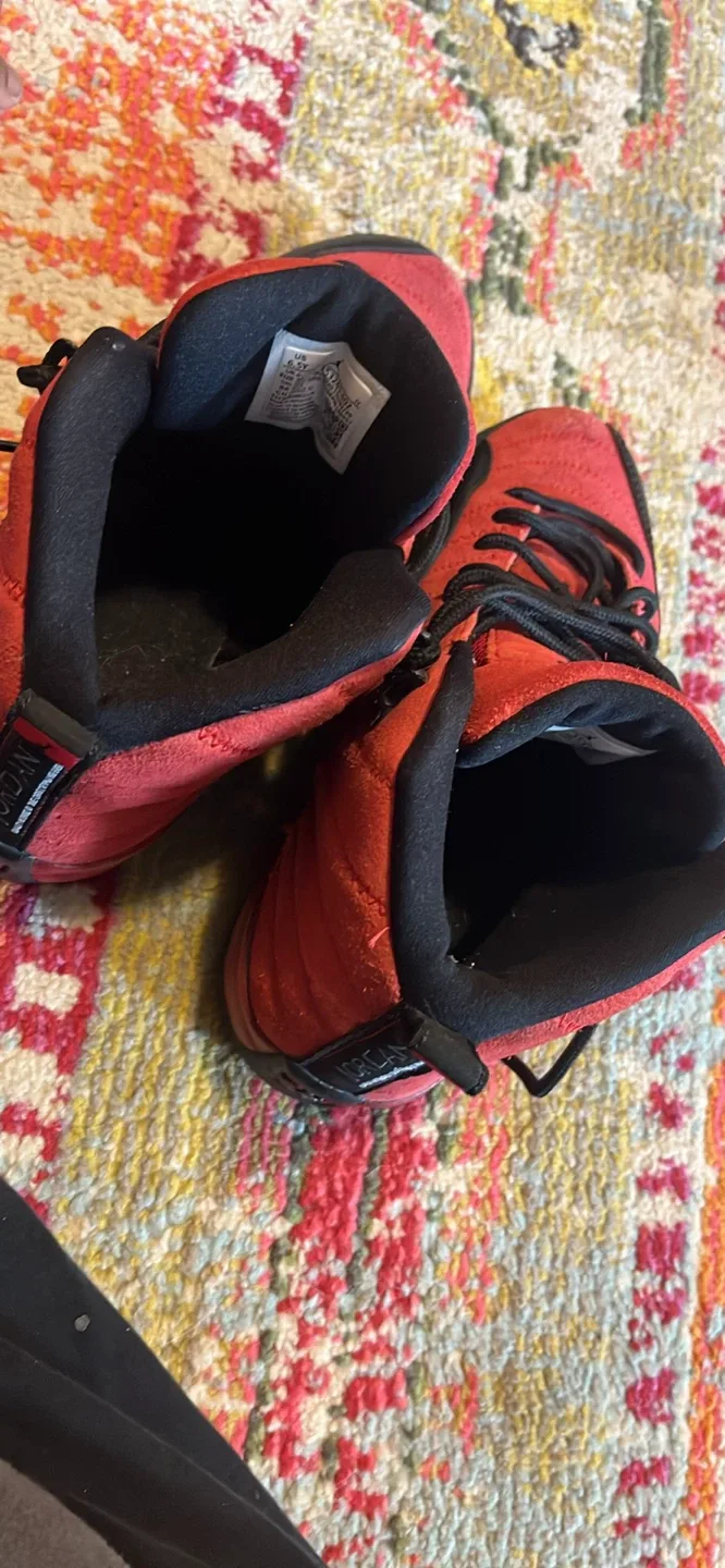 Air Jordan 12 Retro  Shoes - Size 6.5 image indicator(2)