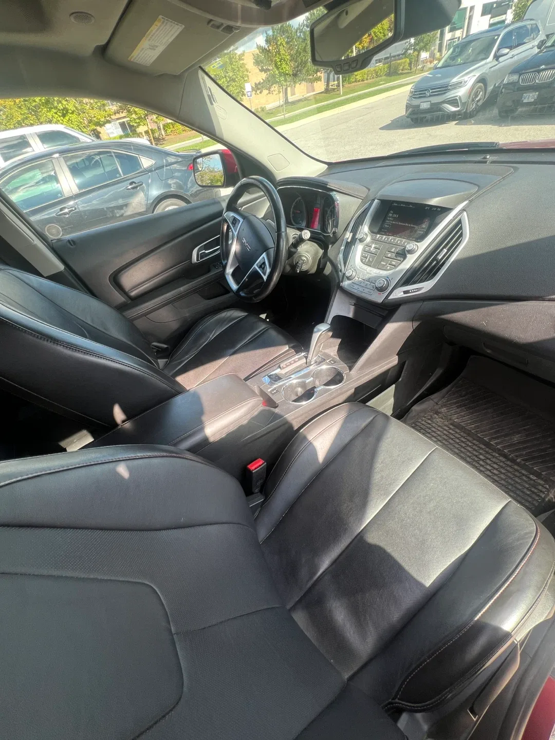 GMC Terrain SUV - Red Exterior, Black Leather Interior image indicator(5)