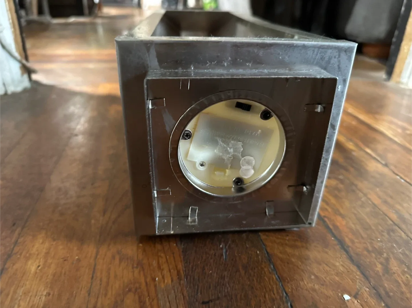 Metal & Glass Decorative Lantern image indicator(6)