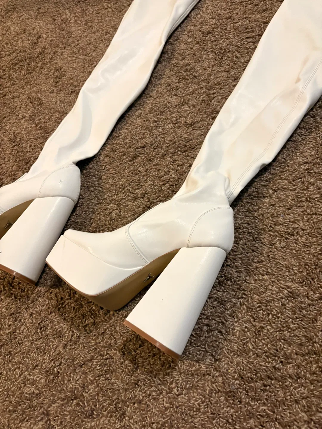 White Platform Thigh High Boots image indicator(2)