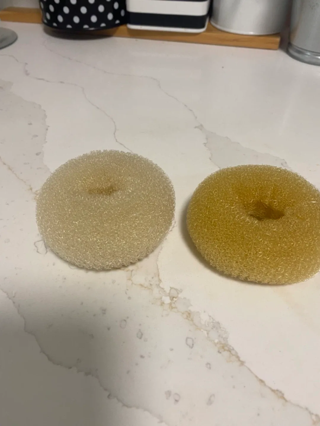 Ardene Hair Bun Maker - 2 Pack image indicator(2)