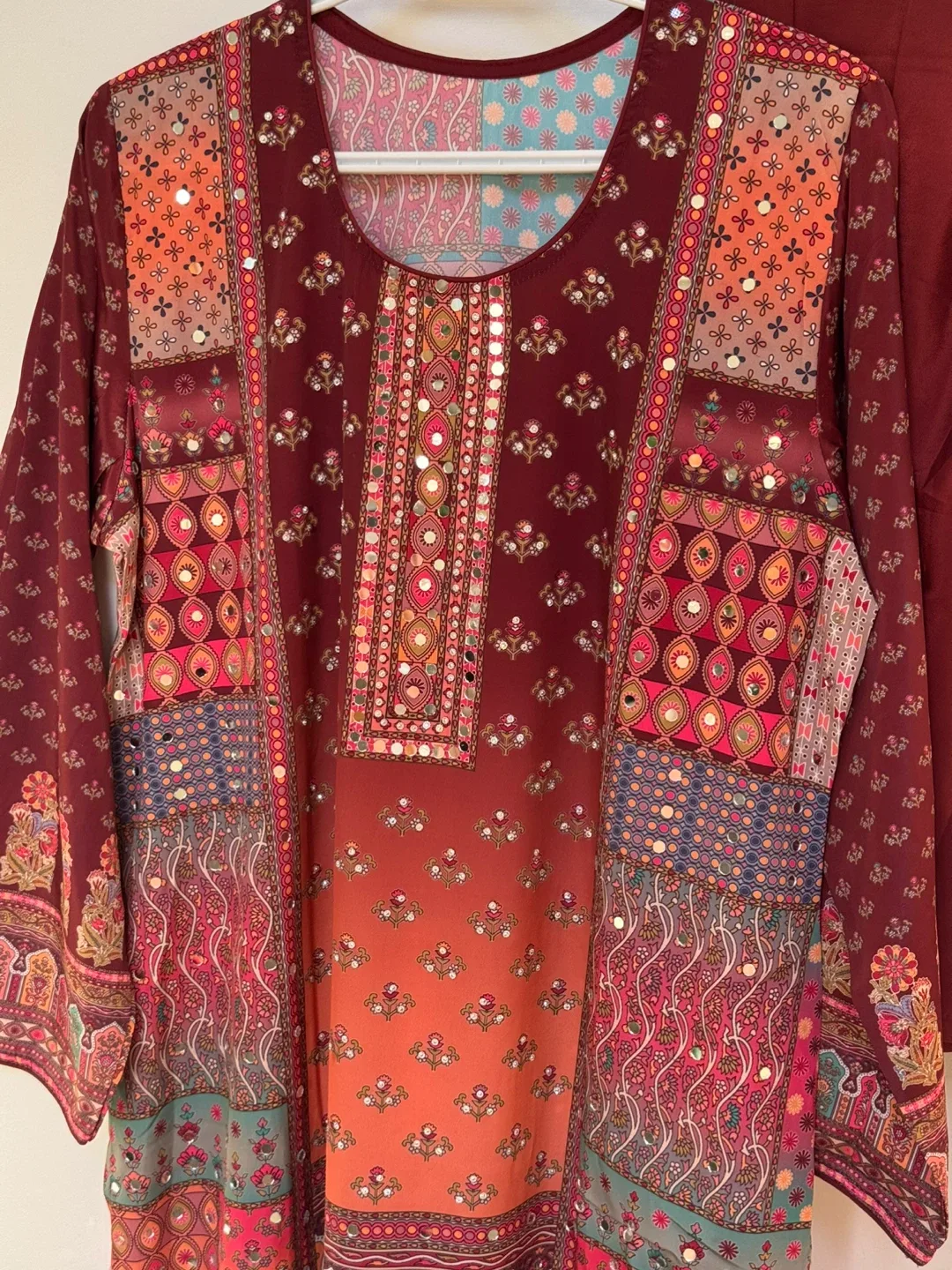 Women's Salwar Kameez Suit Set image indicator(3)