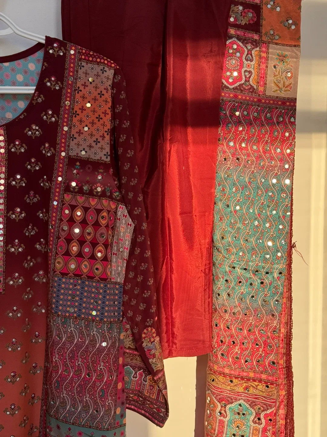 Women's Salwar Kameez Suit Set image indicator(5)