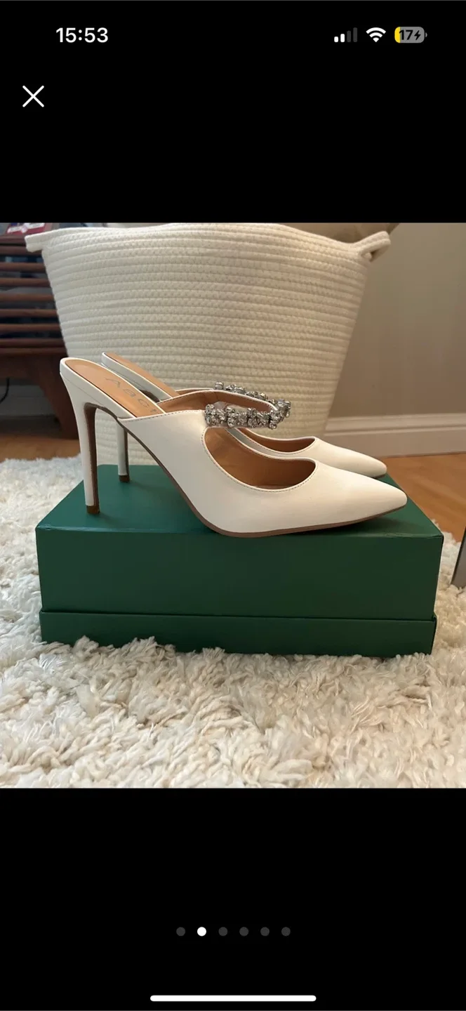 White Rhinestone Slingback Pumps - Size 9 image indicator(3)