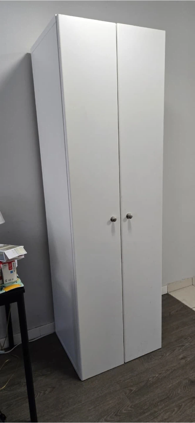 White Wardrobe with Wire Baskets - photo 3