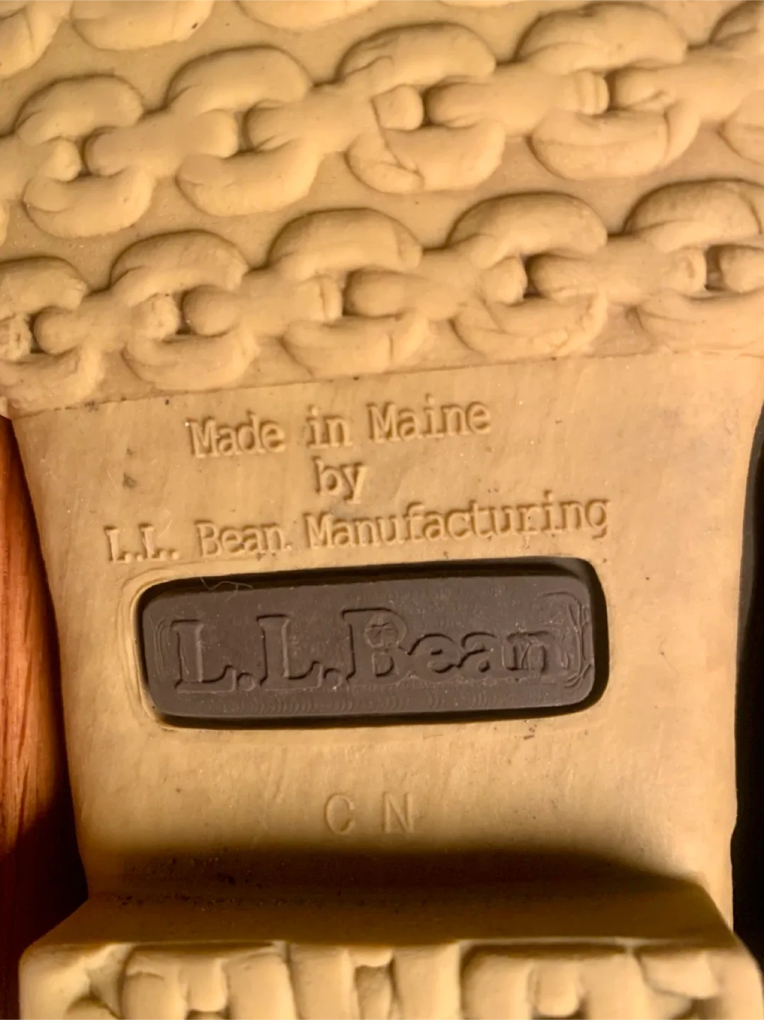 L.L. Bean Women’s 6” Bean Boots – Size 6, Made in Maine image indicator(5)