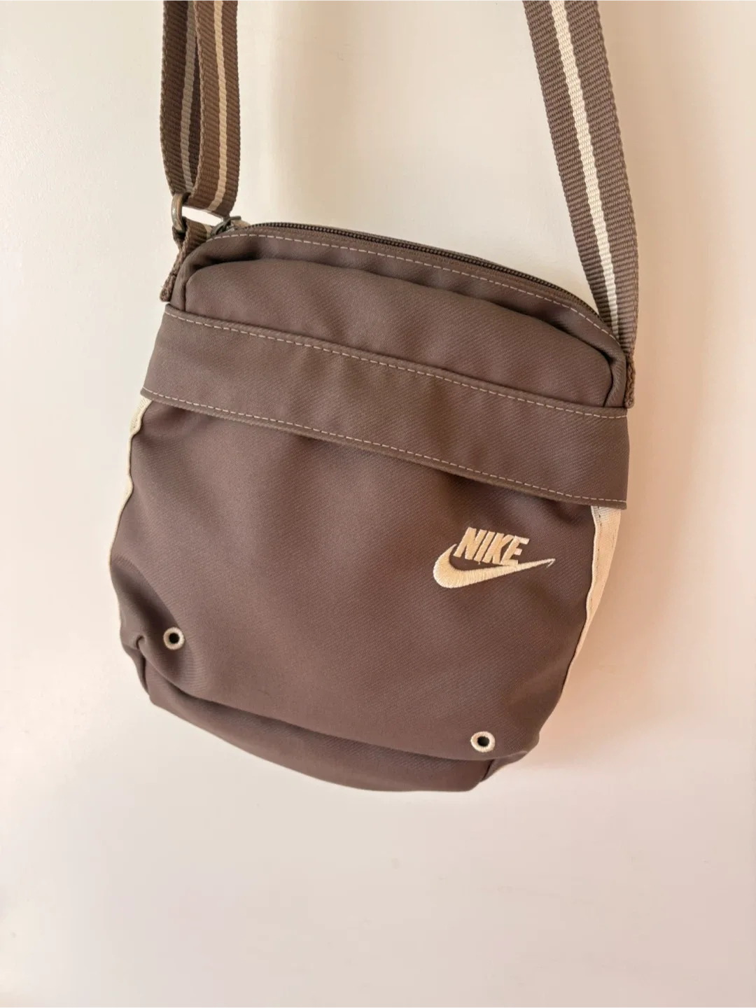 Nike Crossbody Bag thumbnail