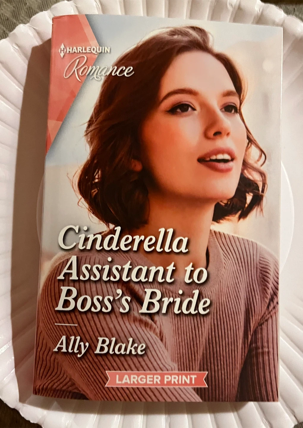 Harlequin Romance Books - Lot of 4 - photo 4