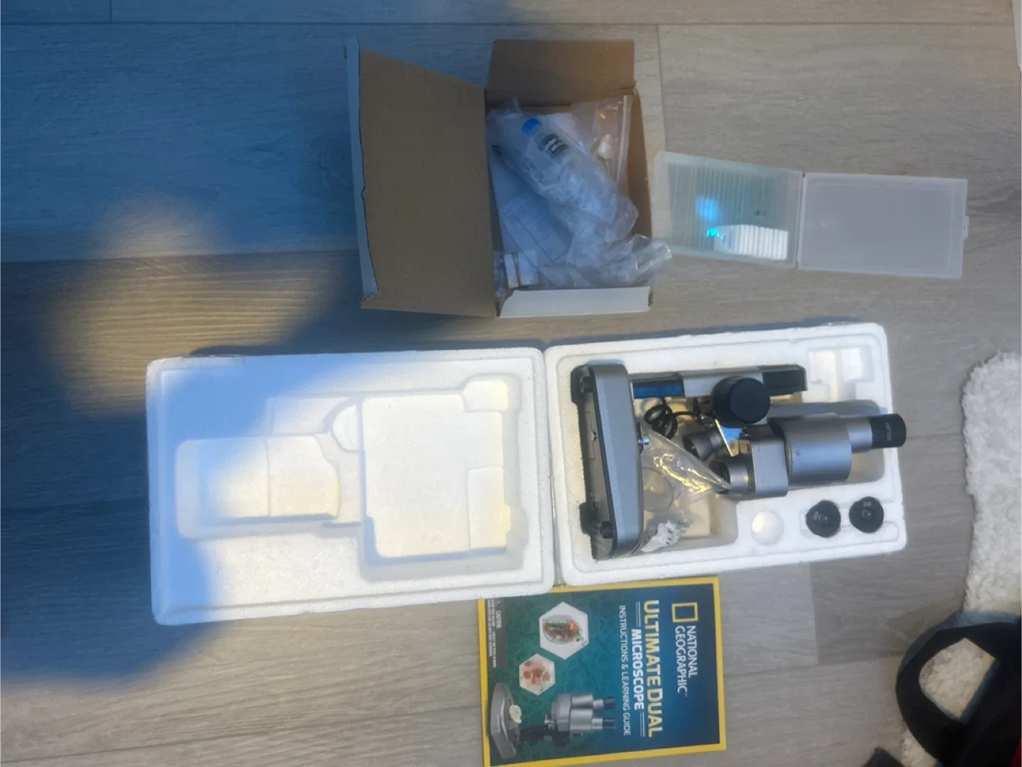 National Geographic Ultimate Dual Microscope Set image indicator(3)