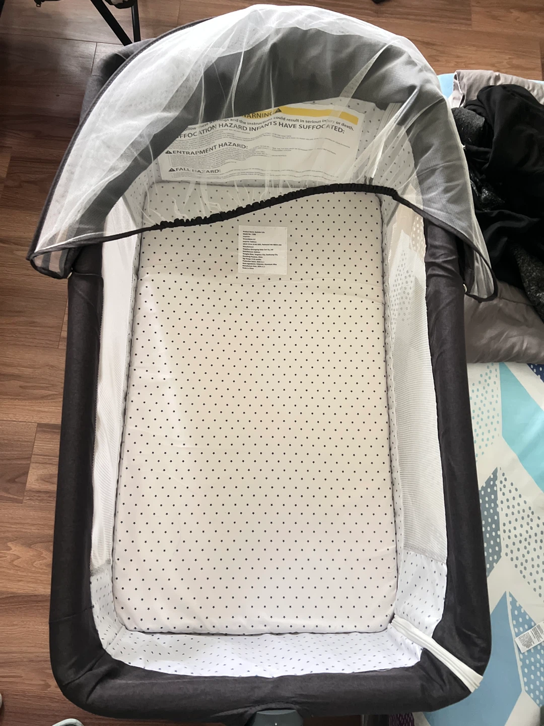 Black Baby Bassinet - photo 3