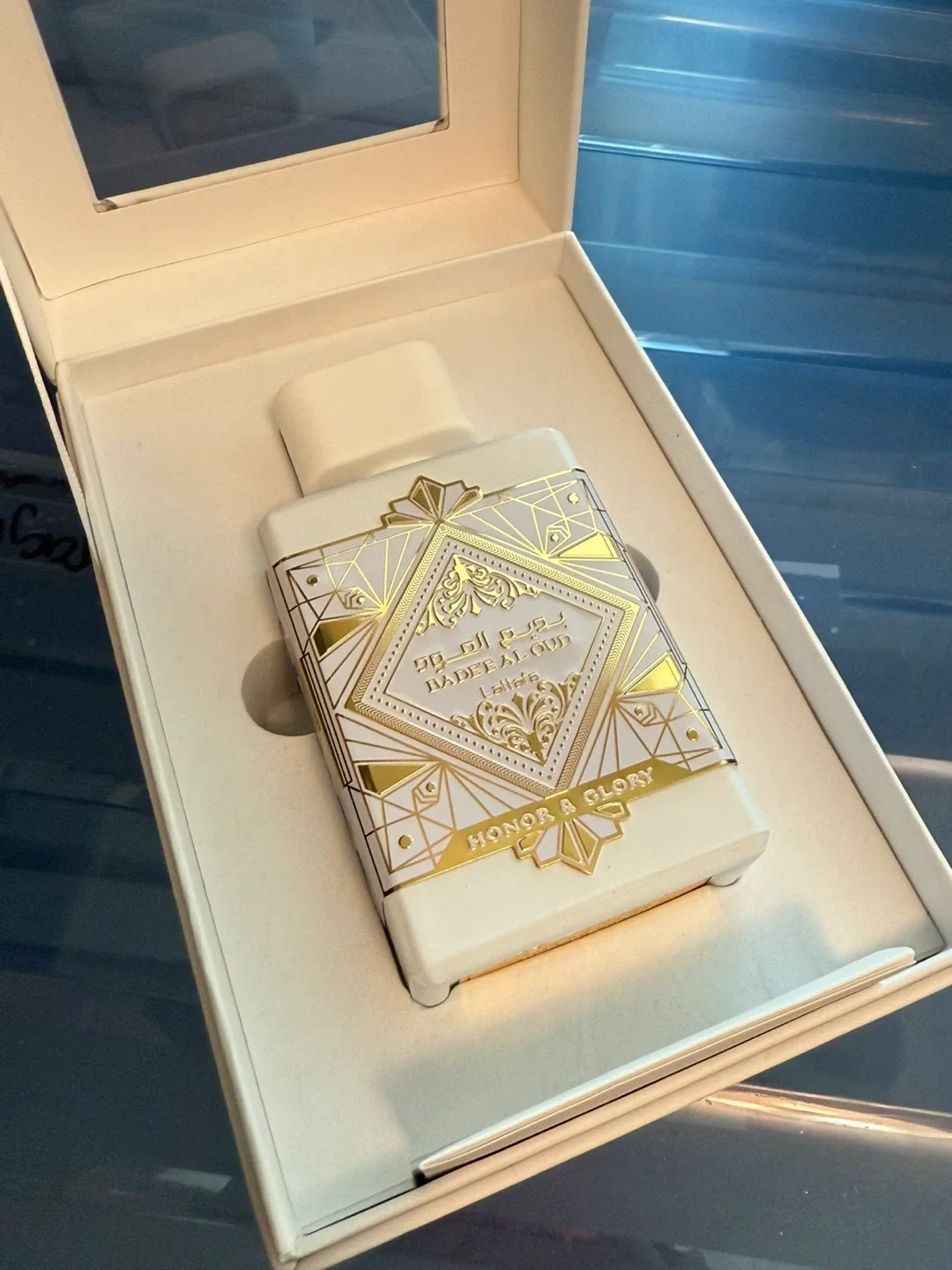 MOVING SALE: Badee Al Oud Honor & Glory Perfume image indicator(2)