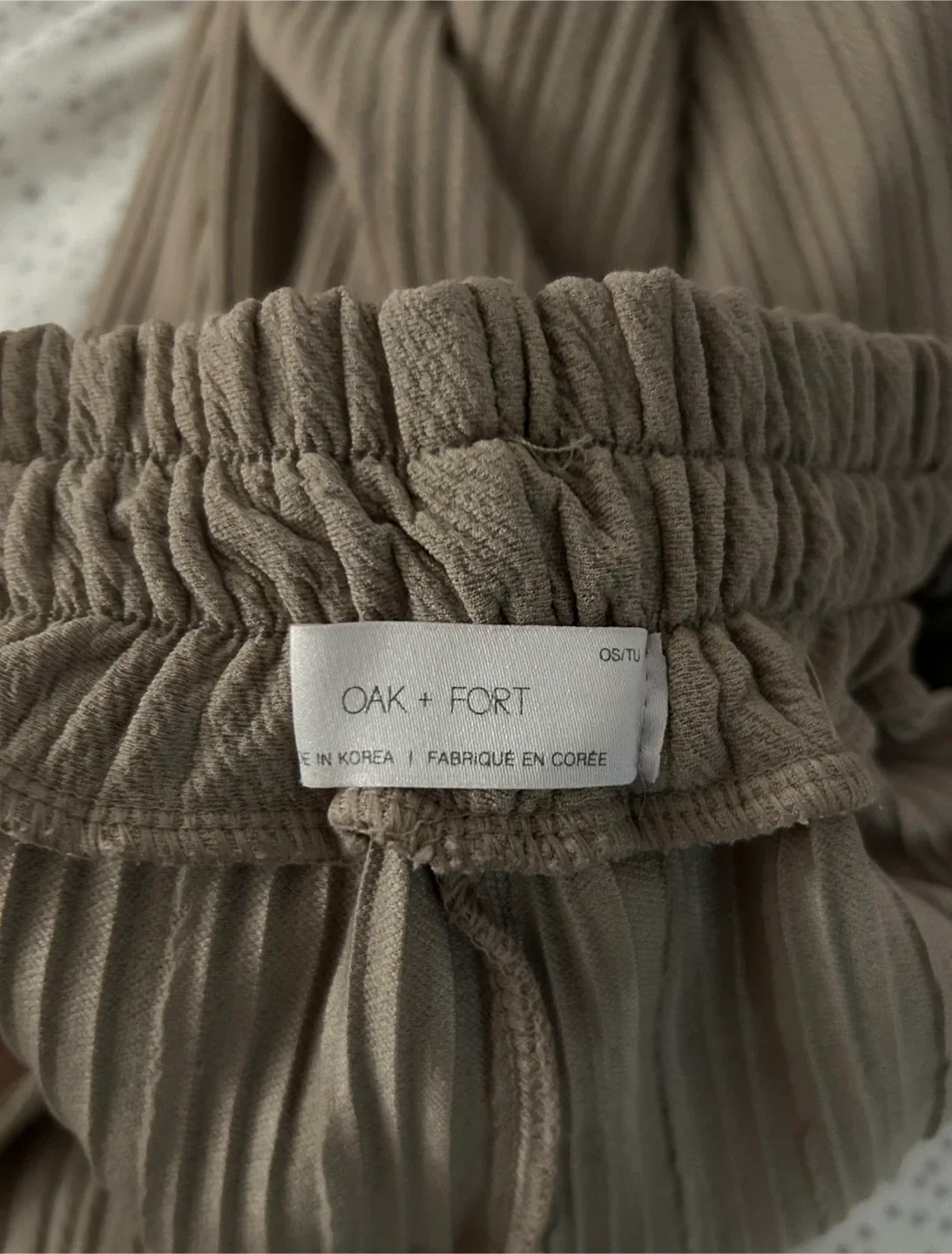 Oak + Fort Pleated Wide Leg Pants image indicator(2)