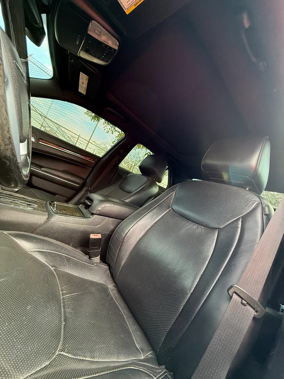 Chrysler 300c v8 hemi awd Sedan - Blue image indicator(5)