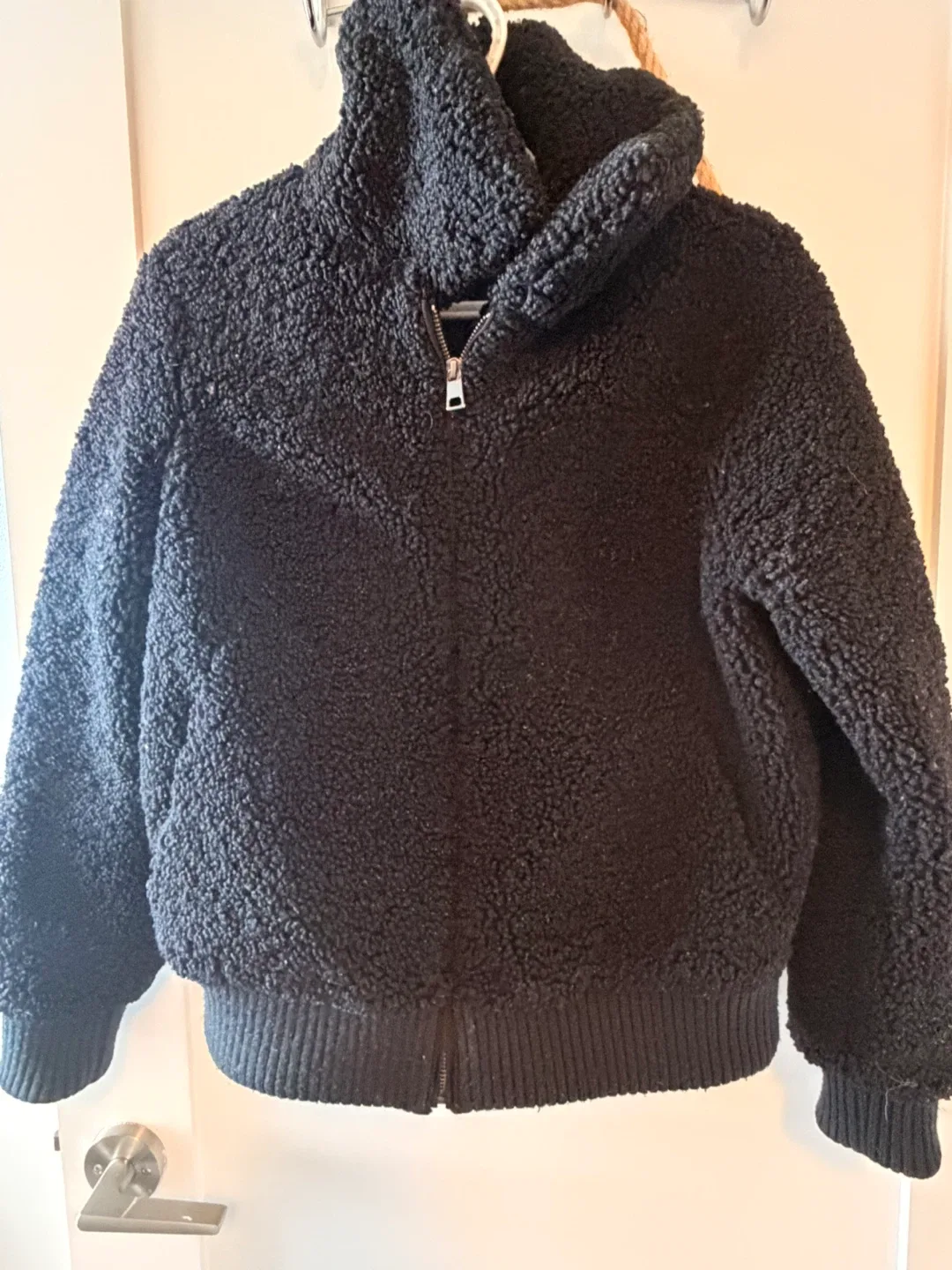 Banana Republic Sherpa Jacket - Black, Size S image indicator(2)