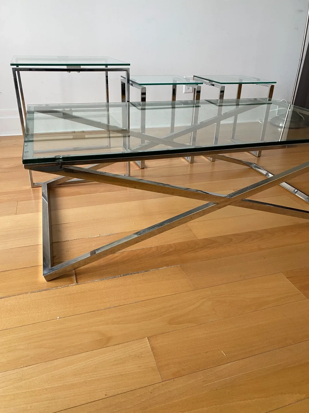 Mobilia Glass and Chrome Coffee Table Set image indicator(5)