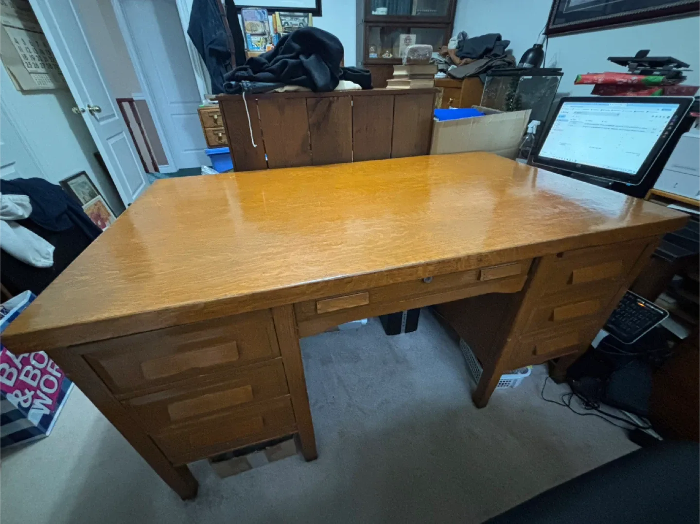 Vintage Wooden Desk image indicator(7)