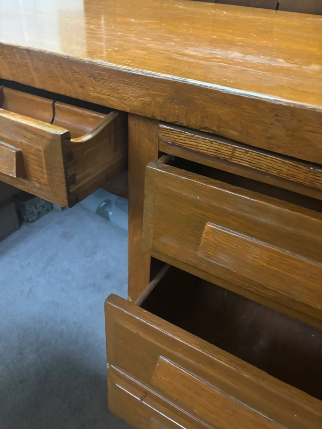 Vintage Wooden Desk image indicator(9)