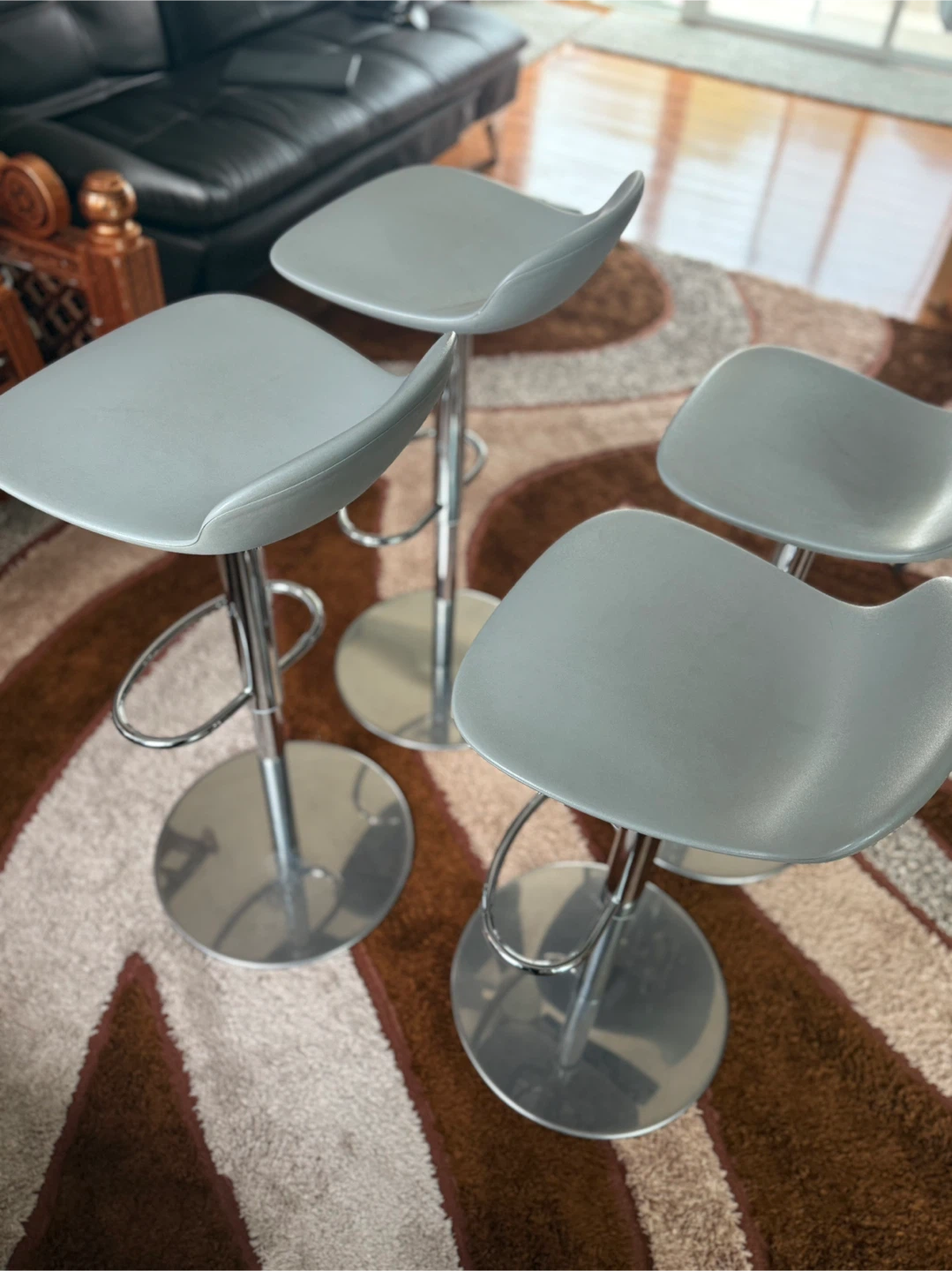 Set of 4 Gray Bar Stools - photo 3