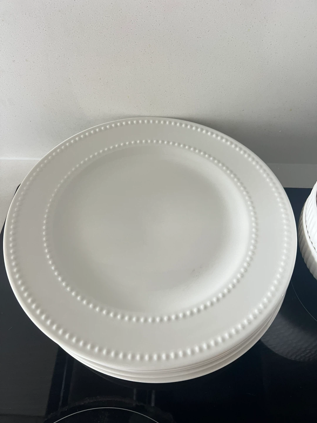 White Dinner Plates and Bowls Set, including glasses. - photo 4