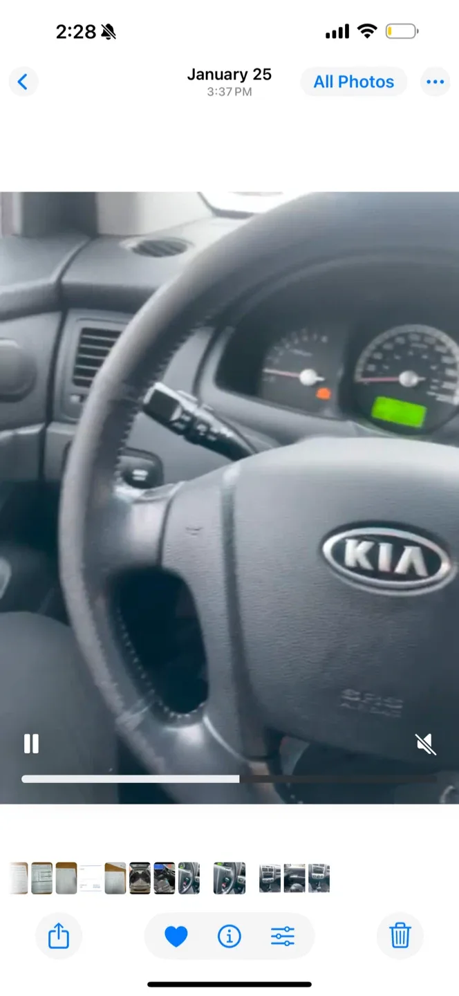 Kia Sportage SUV image indicator(6)