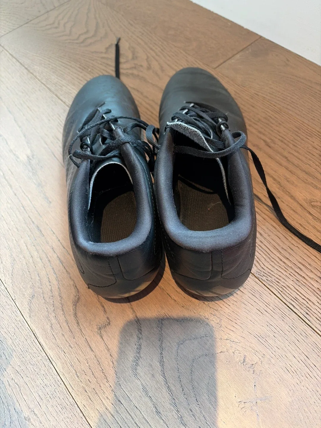 Adidas Men Soccer Cleats, Size 10.5, Black image indicator(2)