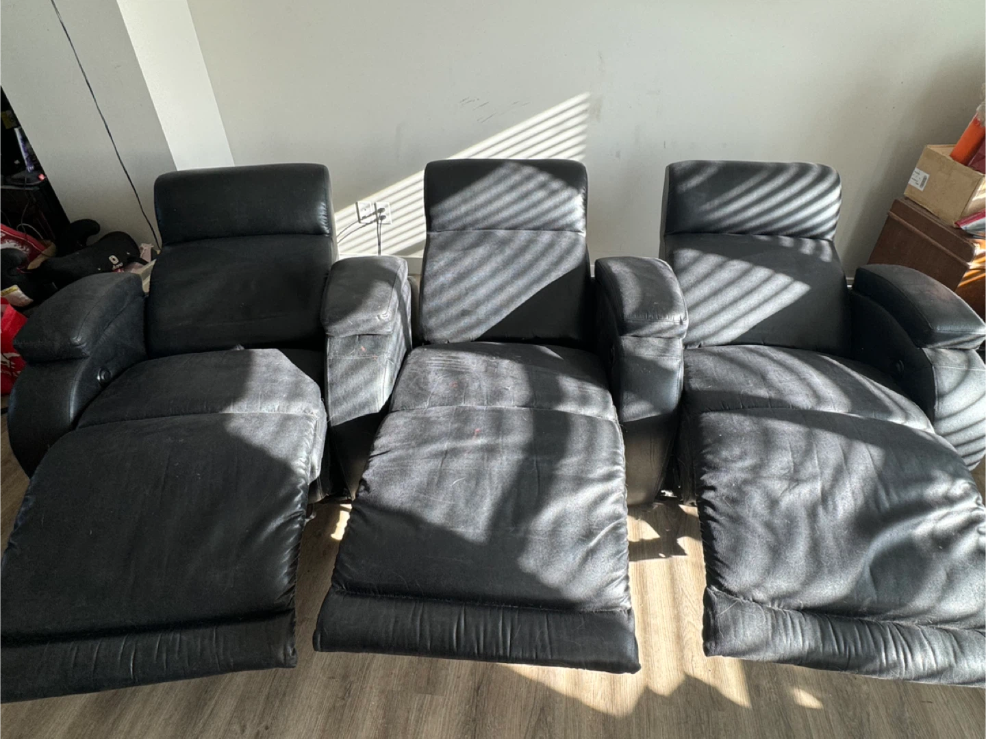 Powered- Black Leather Reclining Seats - photo 2