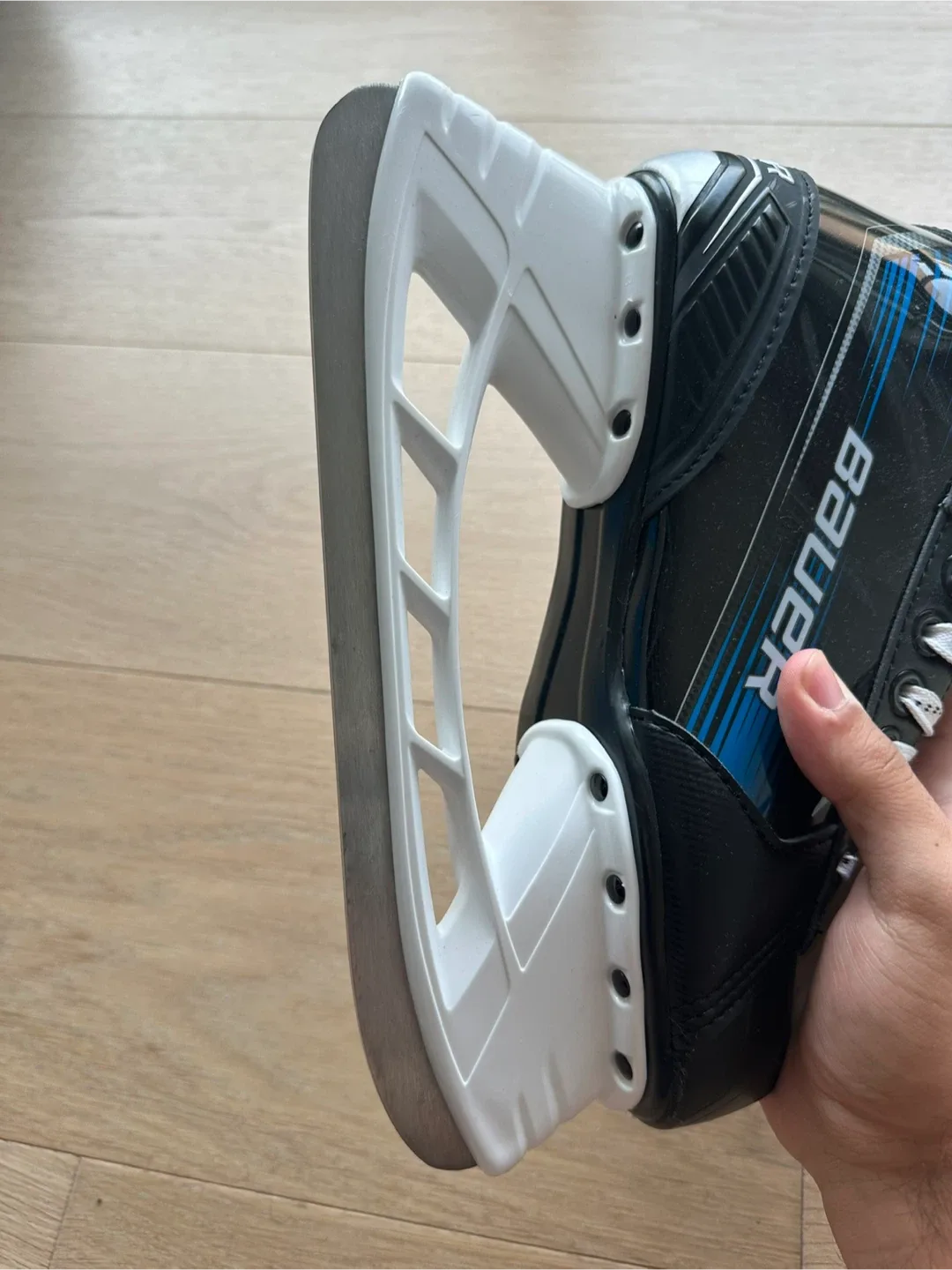 Bauer X Senior Ice Hockey Skates - Size 6 image indicator(7)