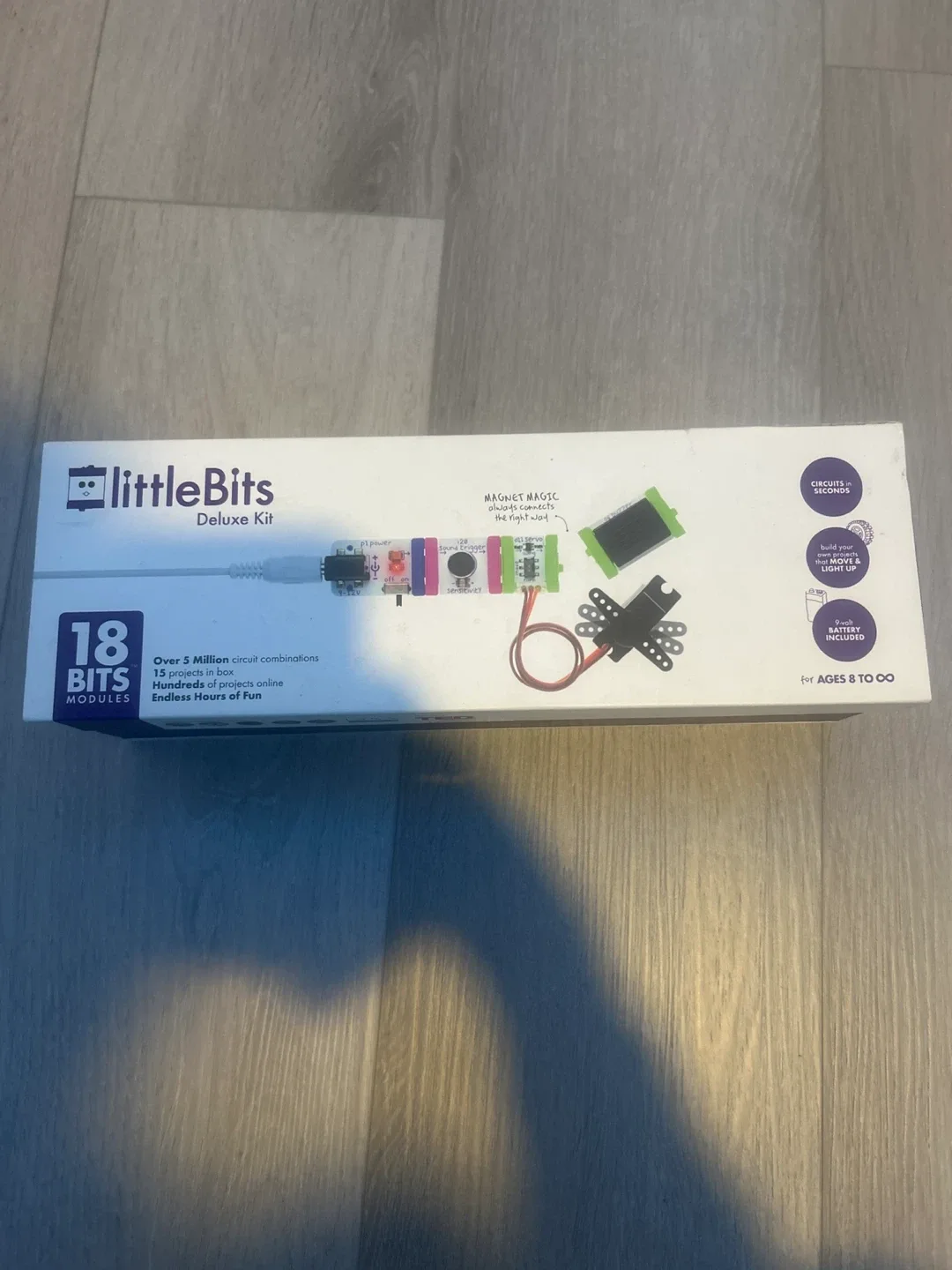 littleBits Deluxe Kit - Electronic Building Blocks thumbnail