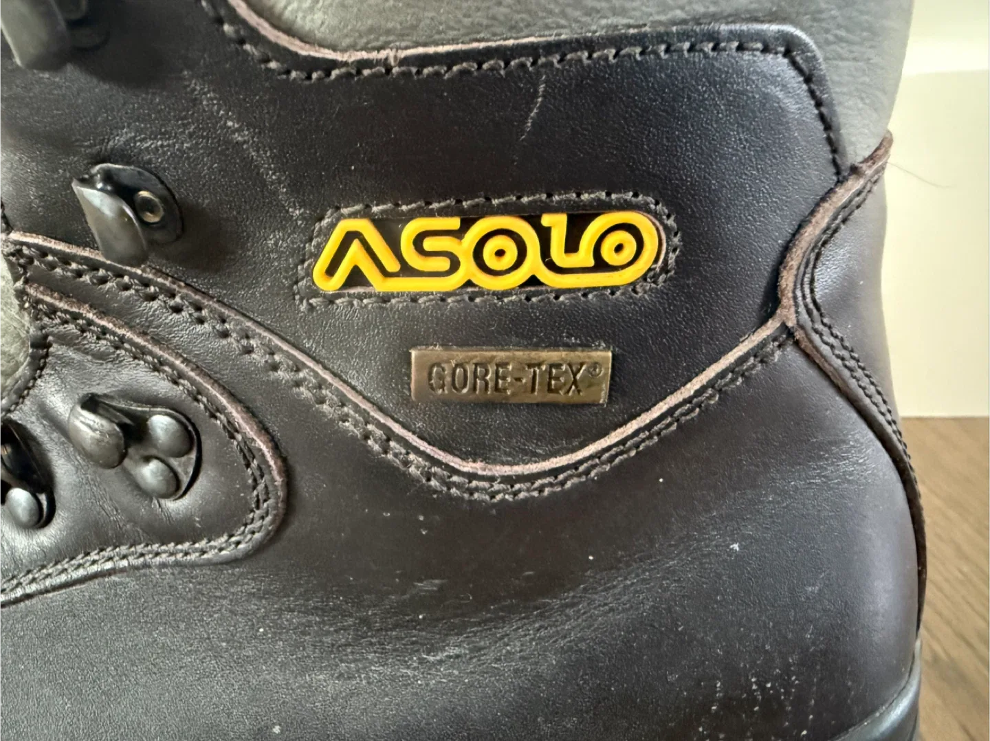 Asolo Gore-Tex Hiking Boots - size 11 image indicator(4)
