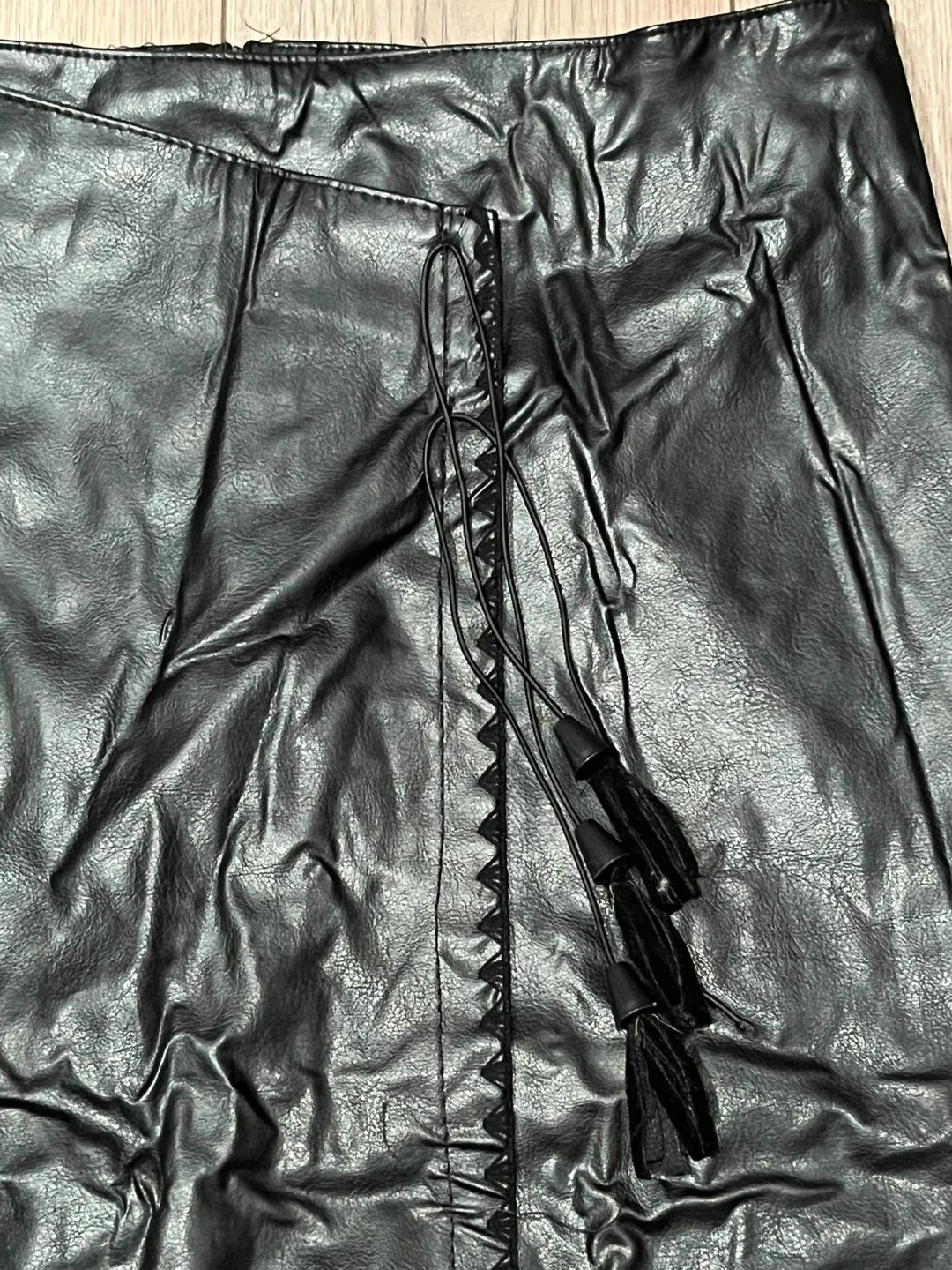 Black Faux Leather Skirt Size 28 - photo 3
