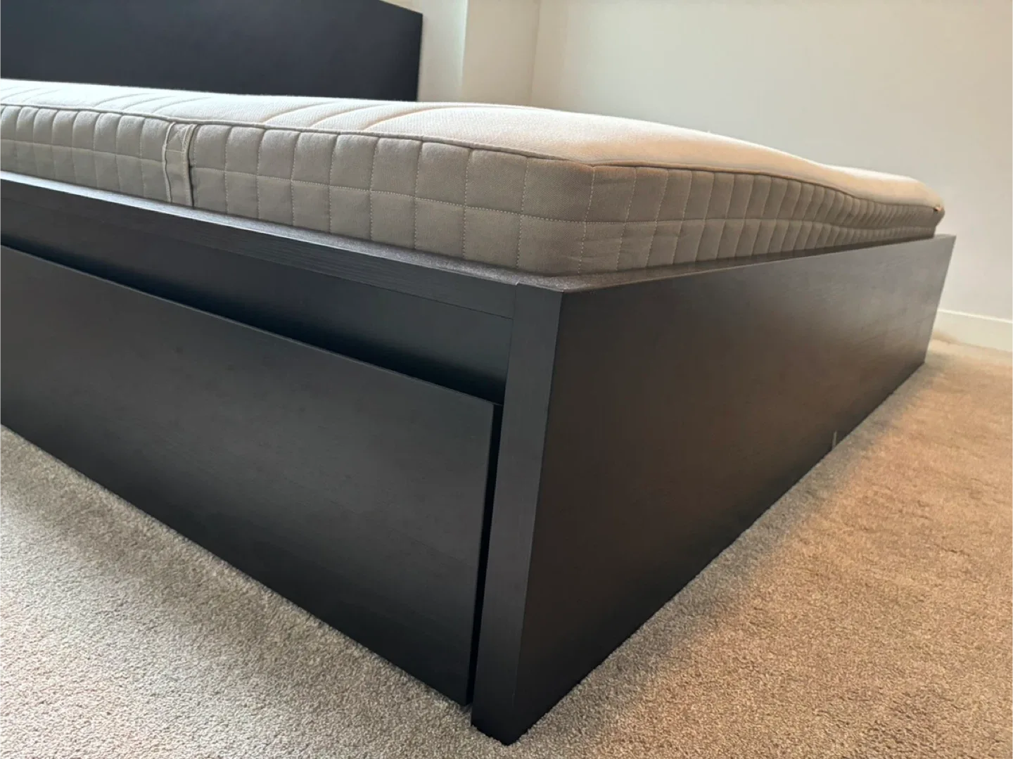 IKEA Malm King size Bed Frame image indicator(3)