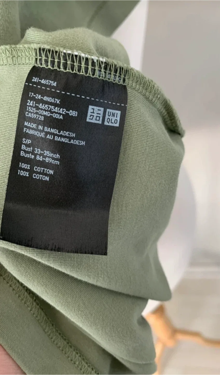 Uniqlo 100% cotton Green T-Shirt - women’s size S🥰！ image indicator(4)