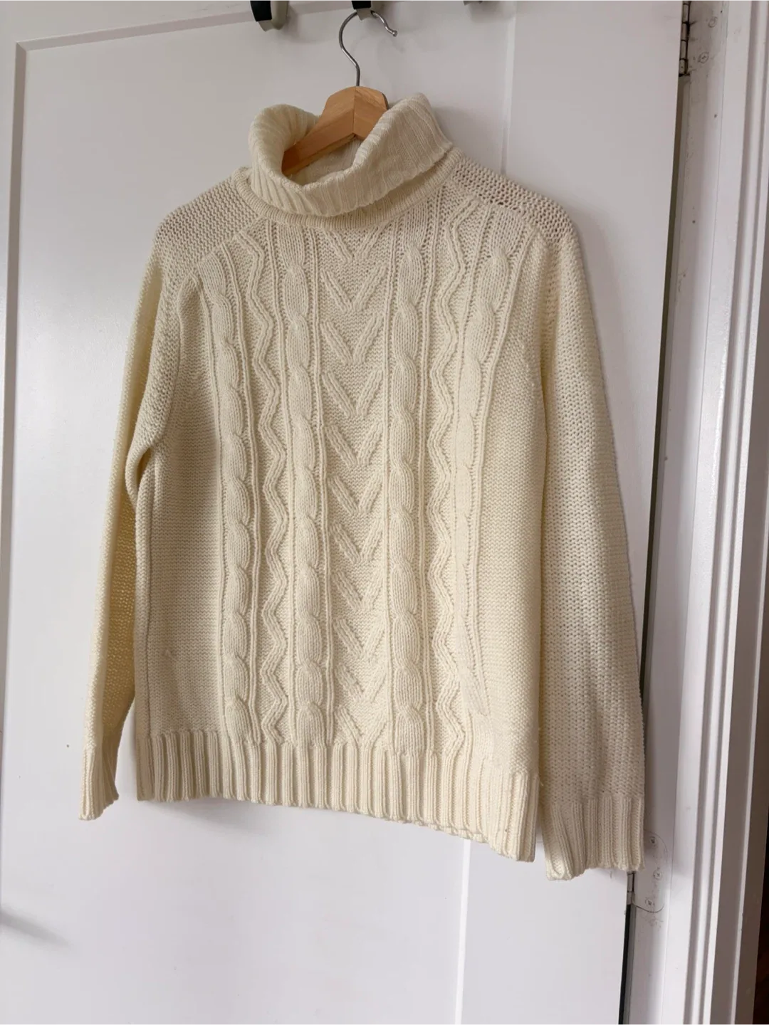 Wool Cream Cable Knit Turtleneck Sweater thumbnail