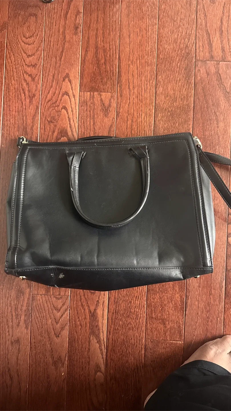 Zara Basic Black Tote Bag thumbnail