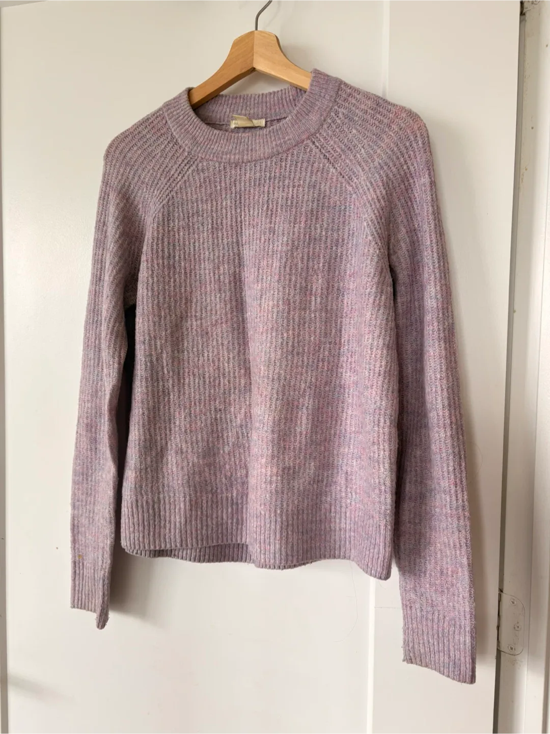 H&M Sweater - Size M thumbnail