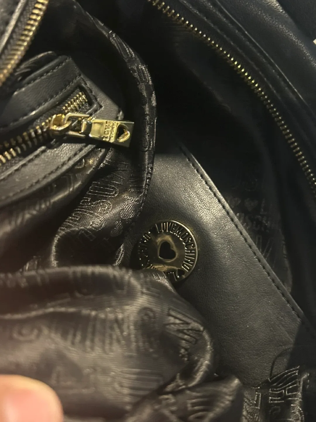 Love Moschino Black Handbag image indicator(7)