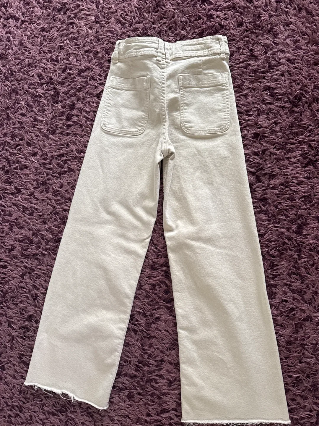 Zara Cream Wide Leg Jeans - Size 11-12 image indicator(2)