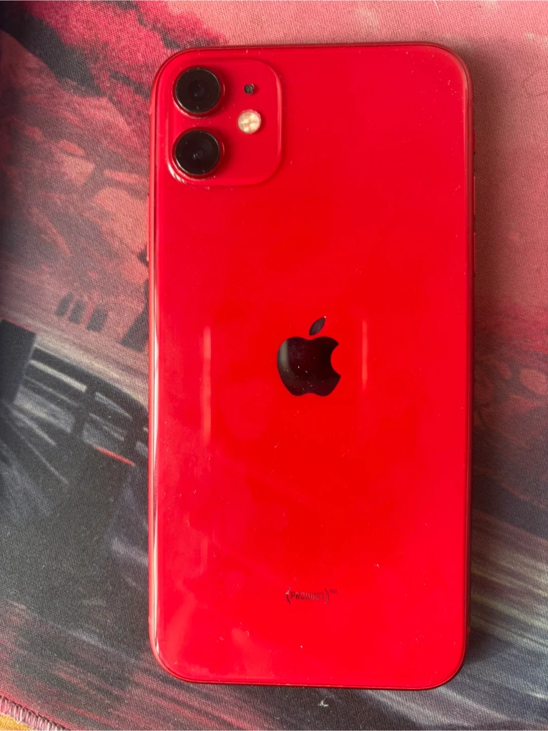 Apple iPhone 11 - Red image indicator(3)