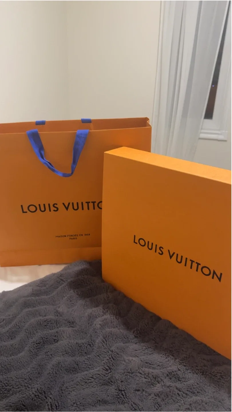 Louis Vuitton Damier Ebene Neverfull GM Tote Bag image indicator(4)