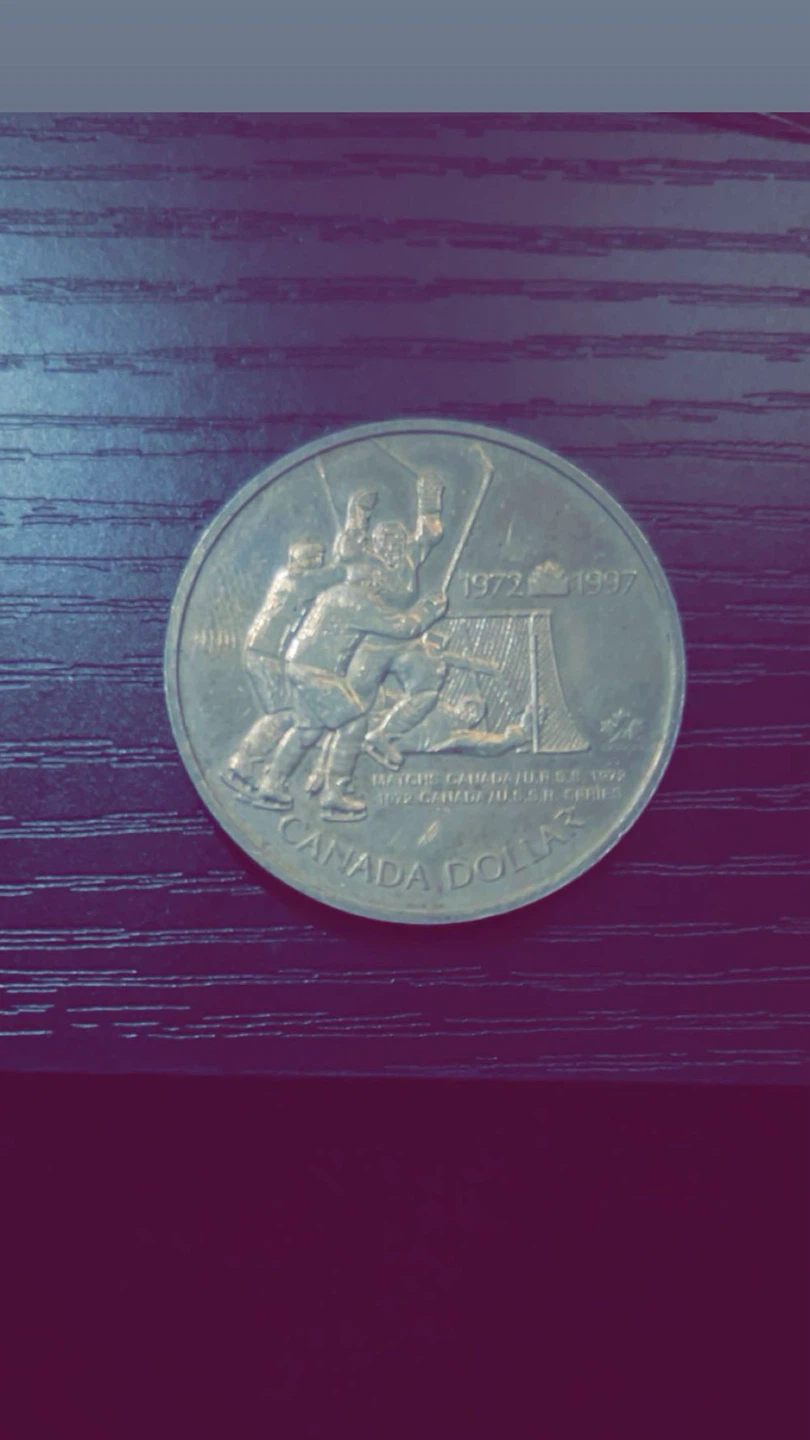 Canadian Dollar Coin - 1997 Hockey Series
