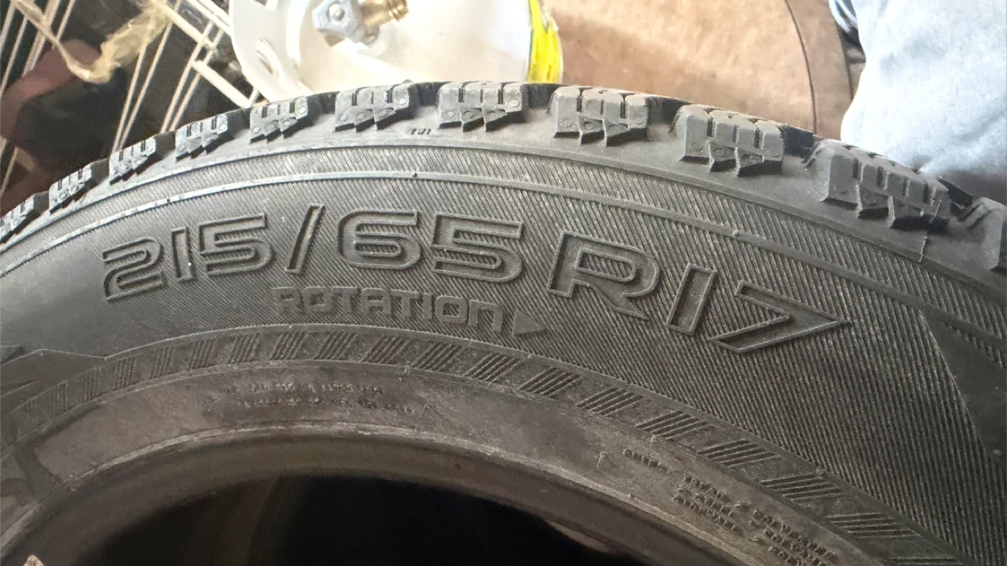 Nokian Hakkapeliitta R17 Winter Tires - 215/65R17 - photo 3