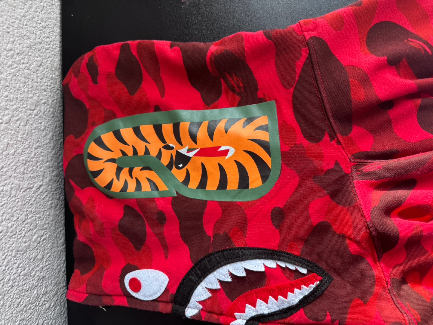 Bathing Ape (BAPE) Red Camo Shark Hoodie - photo 2