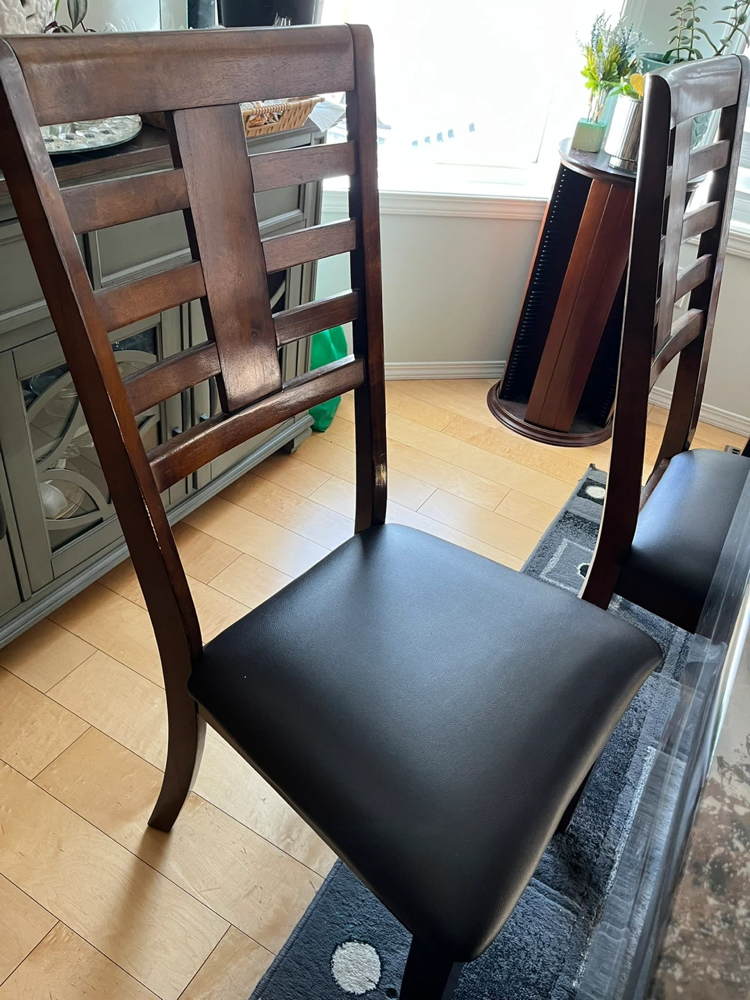 dining table with 6 chairs - photo 4