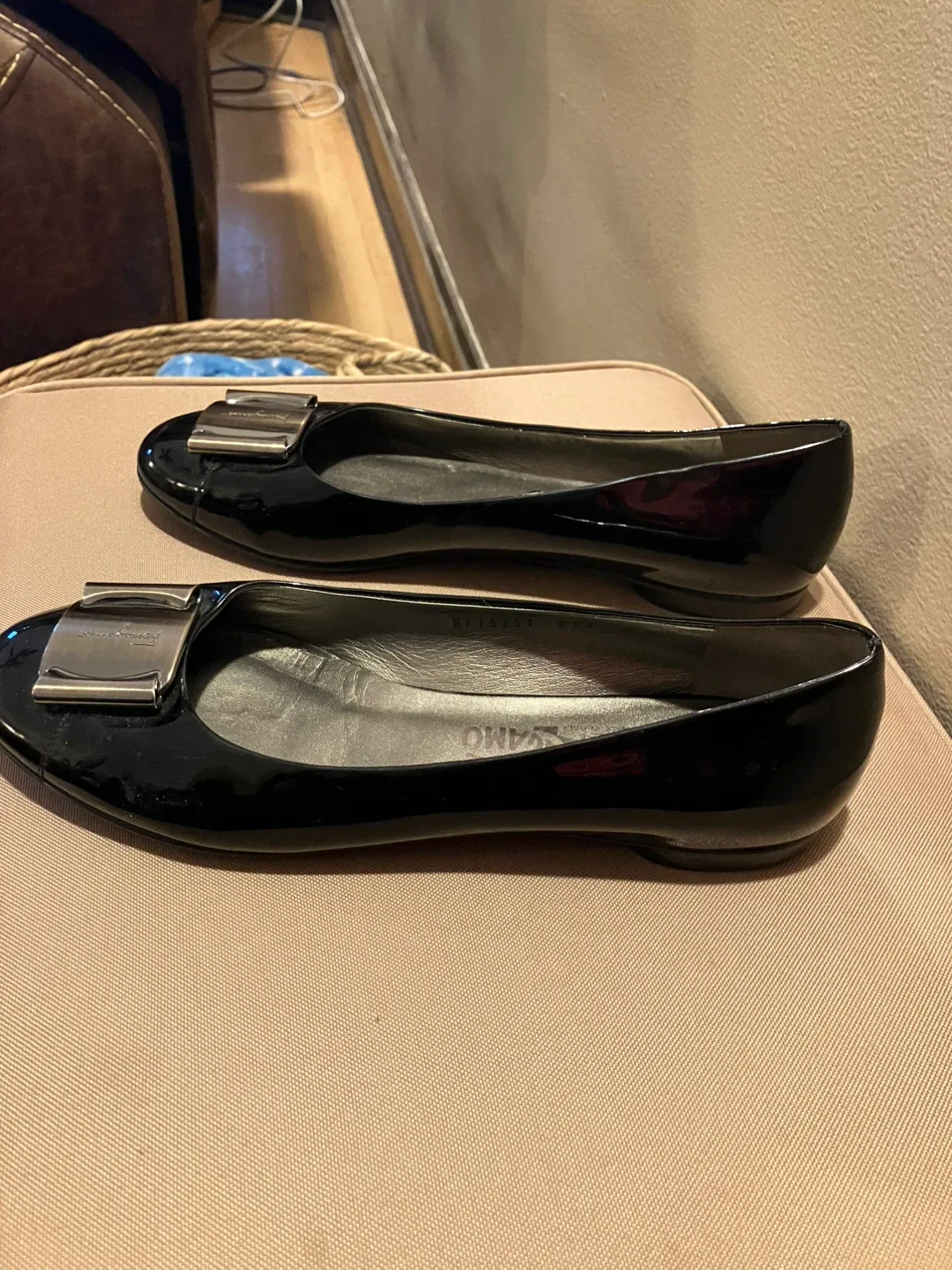 Salvatore Ferragamo Black Patent Leather Flats image indicator(2)