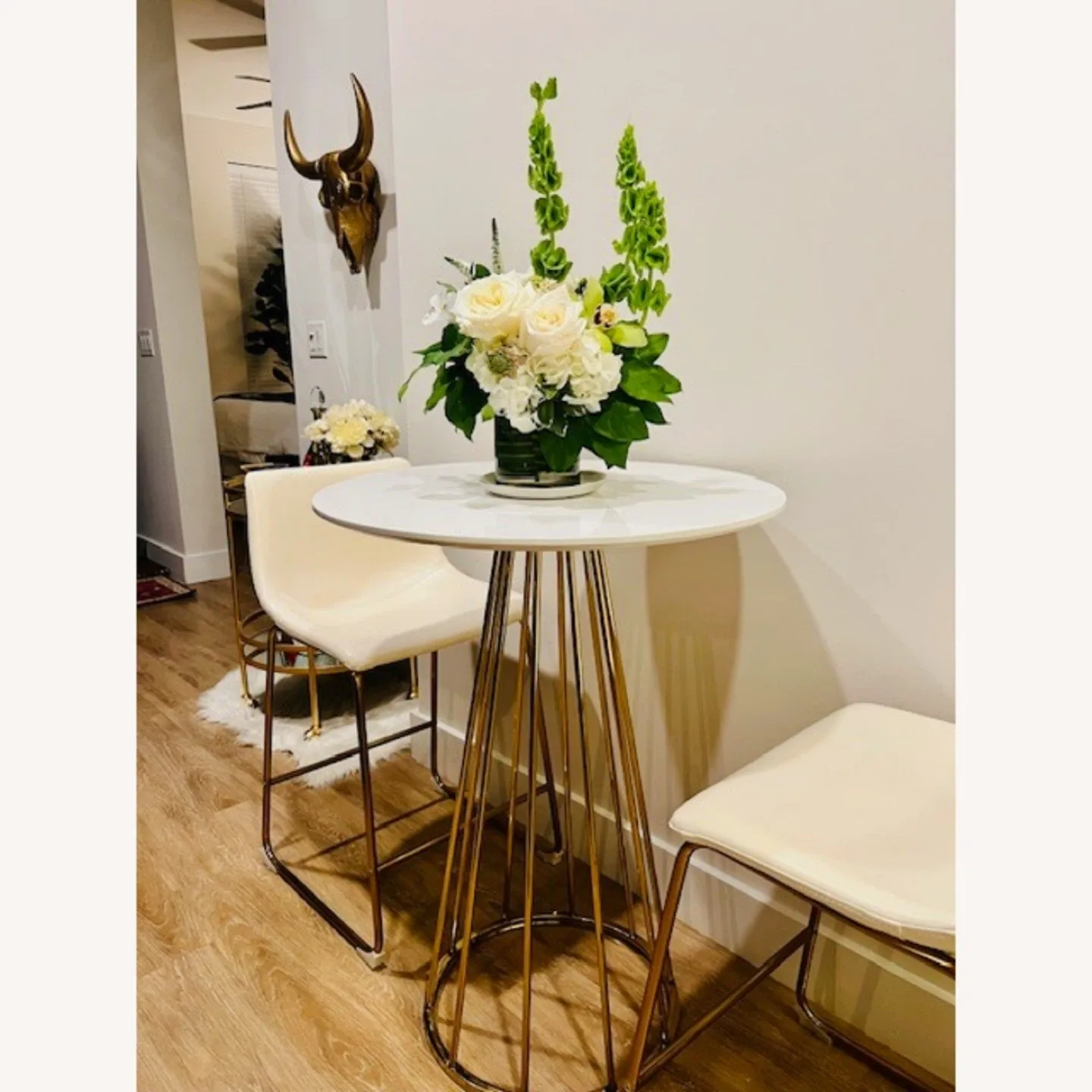 LumiSource Dining Table (also selling stools not in price) image indicator(3)