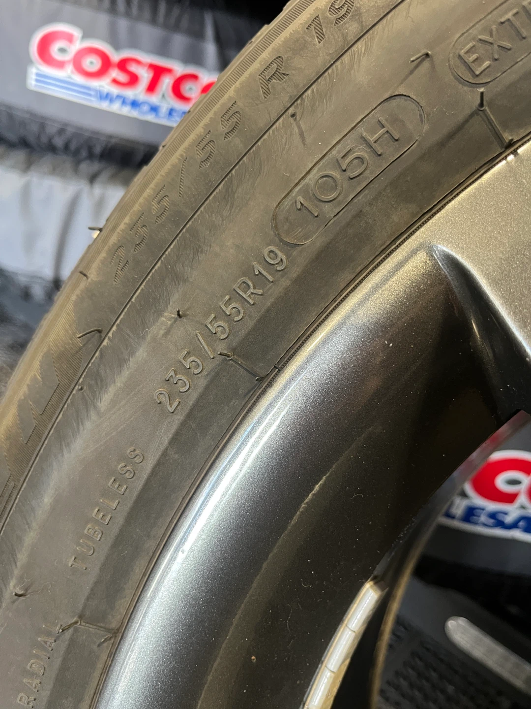 Michelin X-Ice Snow 235/55R 19 winter tire Set - photo 5