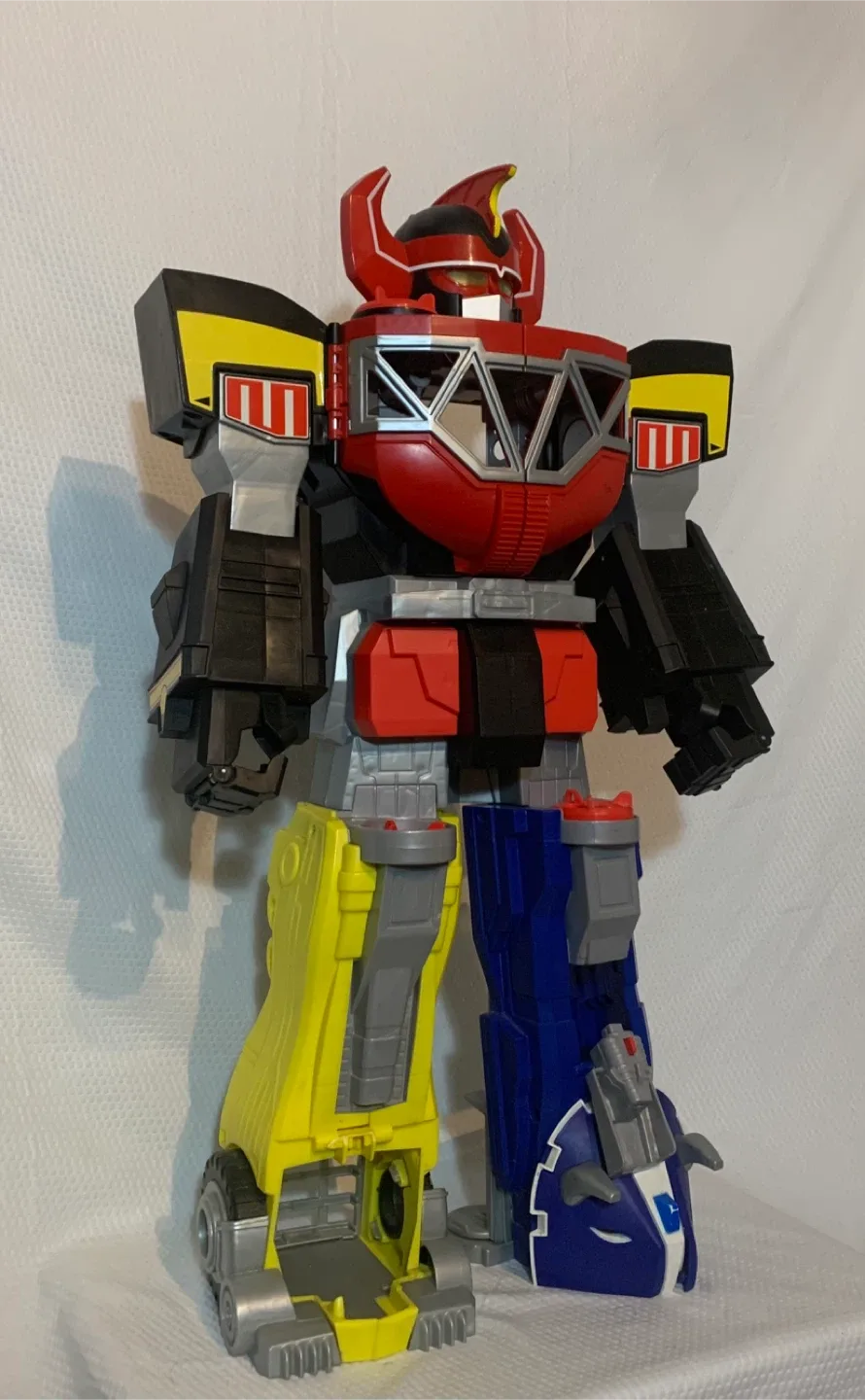 Imaginext Mighty Morphin Power Rangers Megazord 2015 Large 27” image indicator(3)